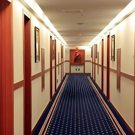 Golden Lustre Hotel Шеньчжень Екстер'єр фото