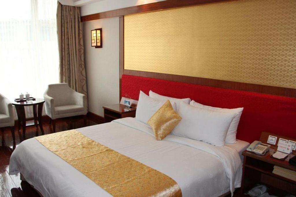 Golden Lustre Hotel Шеньчжень Екстер'єр фото