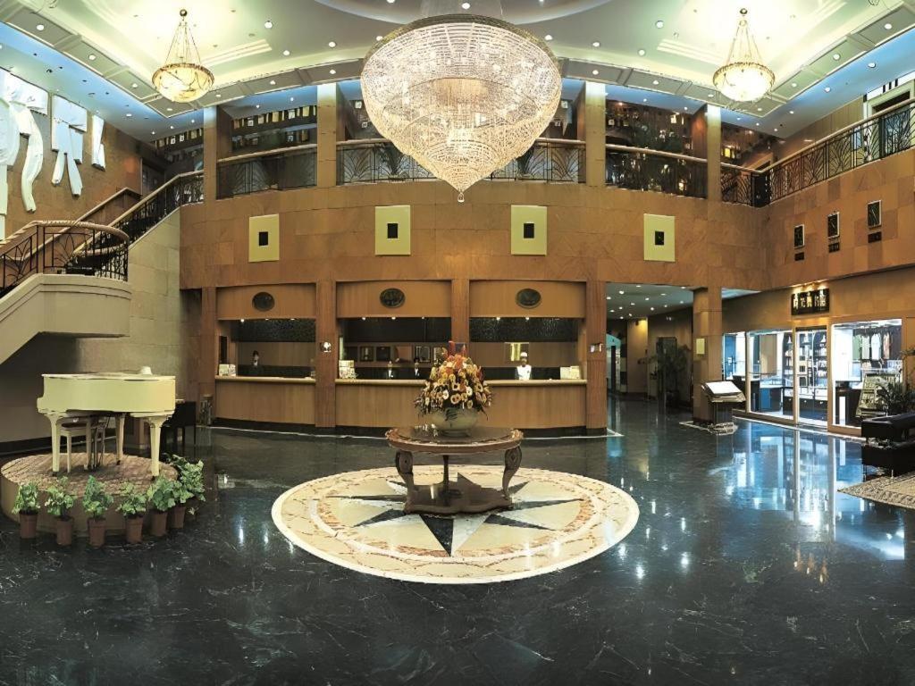Golden Lustre Hotel Шеньчжень Екстер'єр фото